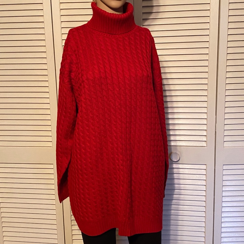 Tunic Style Red Cable Turtleneck Medium/Large EUC